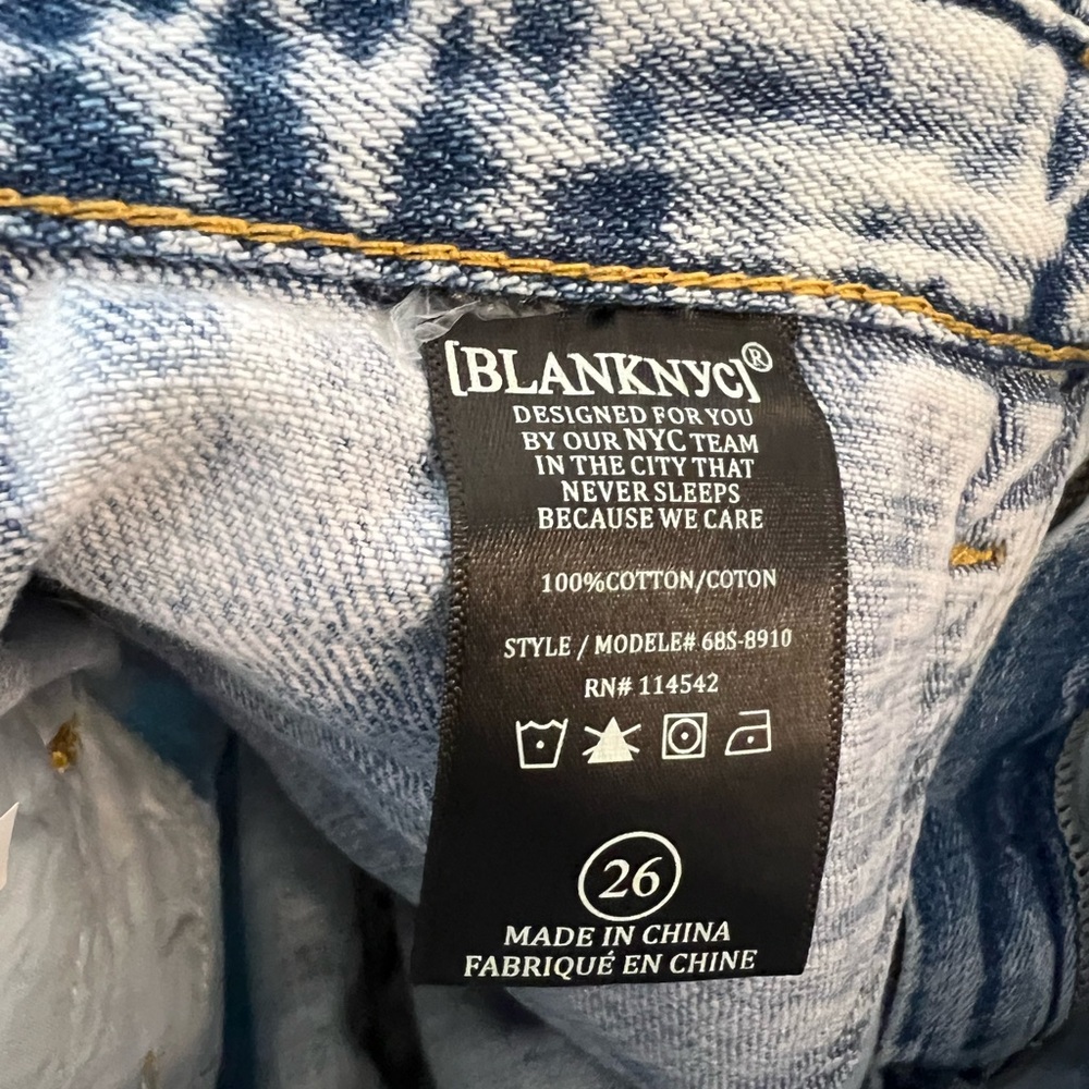 NWT Blank NYC Light Denim Acid Wash Paper Bag Shorts with Belt - Picture 10 of 11
